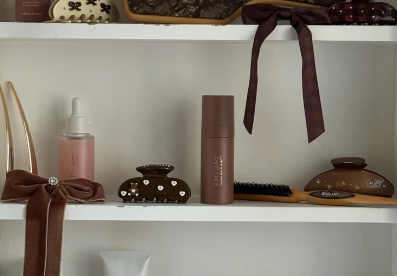 Emi Jay "Sweetheart Hair Clip" in Toasted Teddy