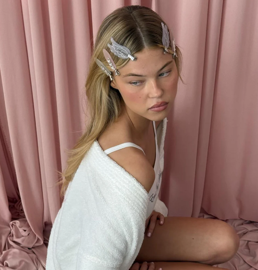 Emi Jay Popstar Clips