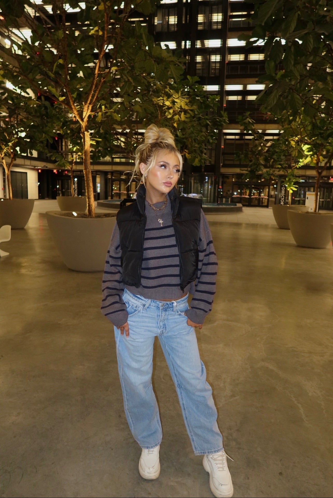 Black Zip-Up Puffer Vest